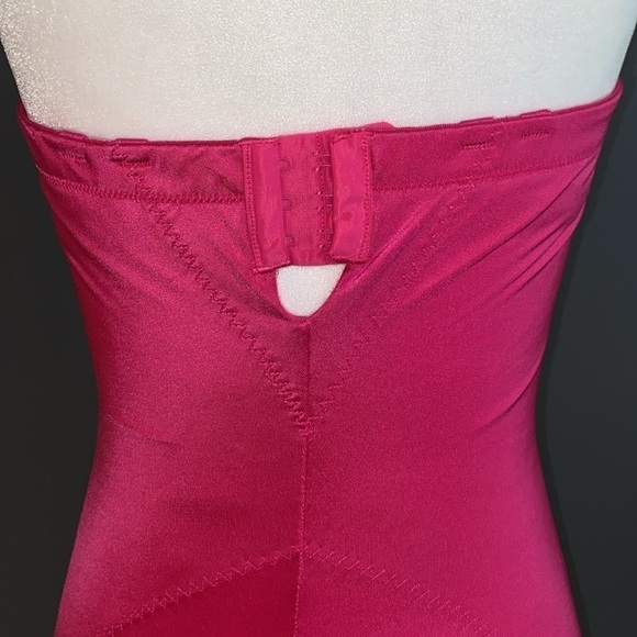 Victoria’s Secret vintage Y2K hot pink body shaper bustier/dress - Picture 5 of 12